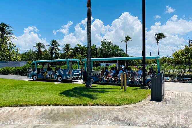 Bacardi Rum Distillery and Old San Juan Tour - Stop 2: Old San Juan historical tour around the Capitol and El Morro