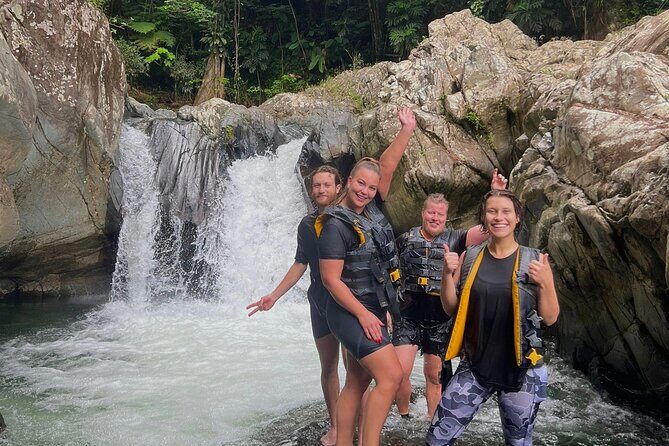 El Yunque Small Group Tour with Luquillo Lunch Stop and Transport - Transport comfort and the small-group feel: why pickup-to-drop-off changes everything