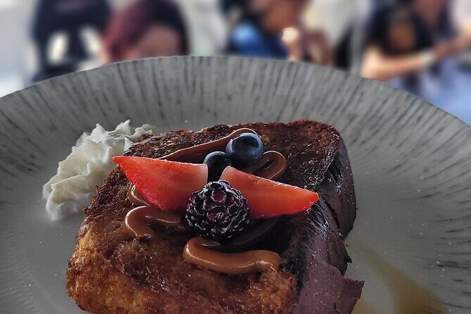 FlyDining: Brunch with Ocean Views & Tropical Breeze (3 Courses) - Service and entertainment: friendliness is common, but music and engagement vary