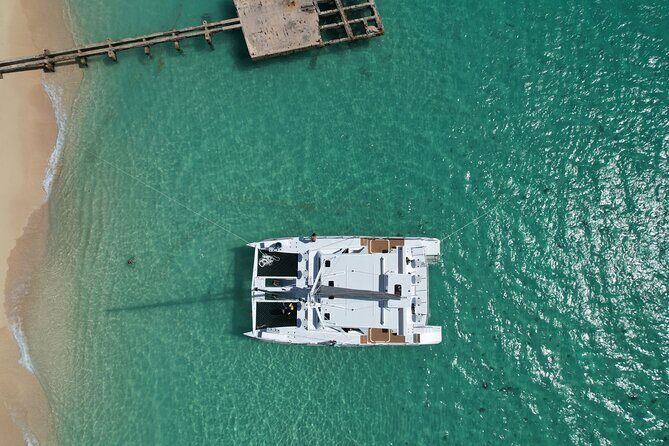 Icacos: Luxury Sailing Catamaran All Inclusive Beach and Snorkel - Snorkeling clinic and the Cordillera Cays swim stops: what to plan for