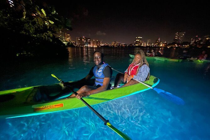 Night Kayak - Condado City Lights Tour - The pace and physical effort: short, guided, and mostly easy