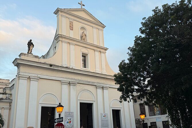 Old San Juan Food Tour with 7 Tastings of Authentic Local Flavors - Catedral Basilica Menor de San Juan Bautista: ending with the grand centerpiece