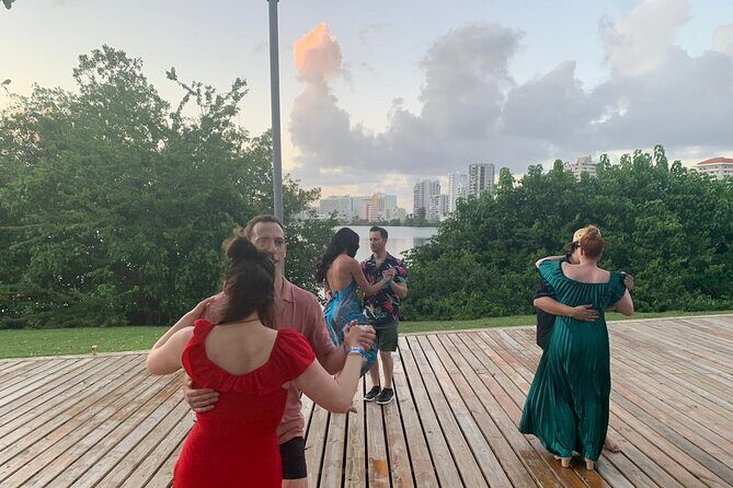 Outdoor Salsa Class Experience in San Juan - Key points before you go