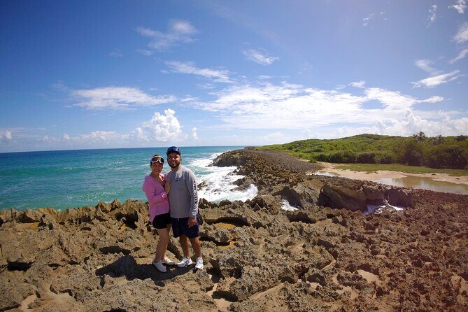 Piñones Beach Buggy + El Yunque Waterfall Adventure - Food after the rainforest: Puerto Rican comfort with the right expectations