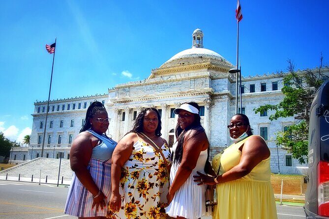 Private & Exclusive Historic Old and New San Juan Tours - Plaza Colón: the welcoming square behind the wall