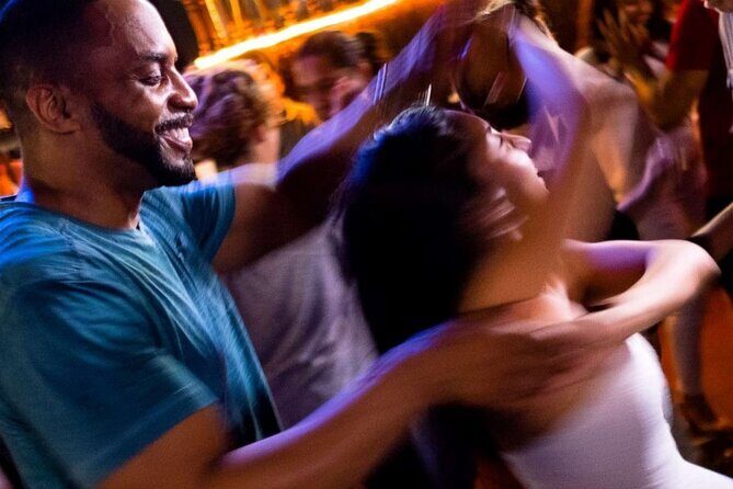 Salsa Dance Class and Nightlife Tour in San Juan - Your first 2.5 hours start on a rooftop, not a dance studio