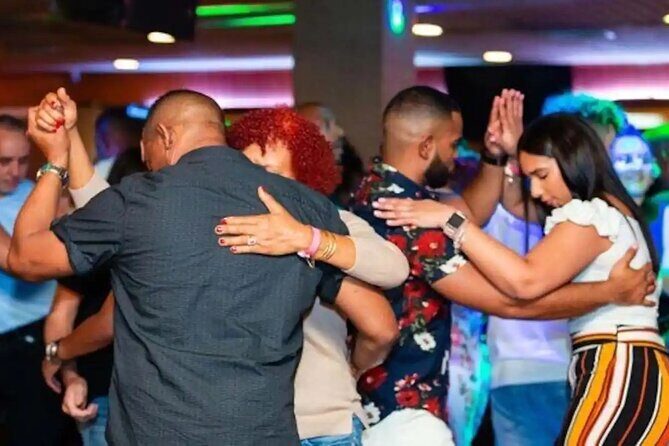 Salsa Dance Class and Nightlife Tour in San Juan - Salsa de Calle: street style, Puerto Rico flavor, and history in plain language