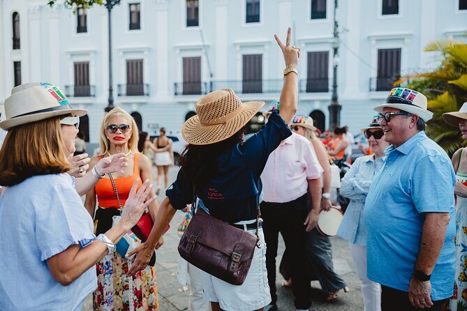 Savor the Sunset: Old San Juan Walking Food Tour - Finding the group: Plaza de Armas and the 4:00 pm start