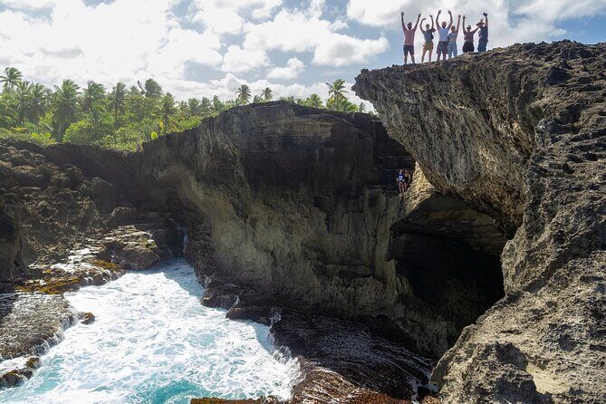 Taino Indian Cave, Arecibo Hike and Beach Tour from San Juan - Who should book this Arecibo cave and beach tour